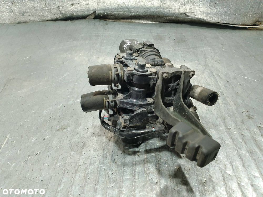 DODATKOWA POMPA WODY VW PHAETON - 3