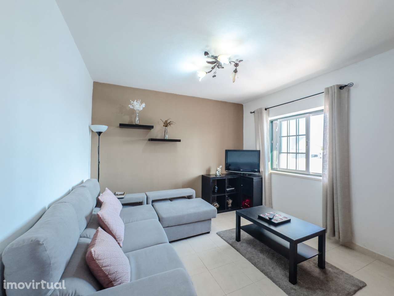 Moradia T4 + Terreno, Foros de Benfica - Grande imagem: 5/19