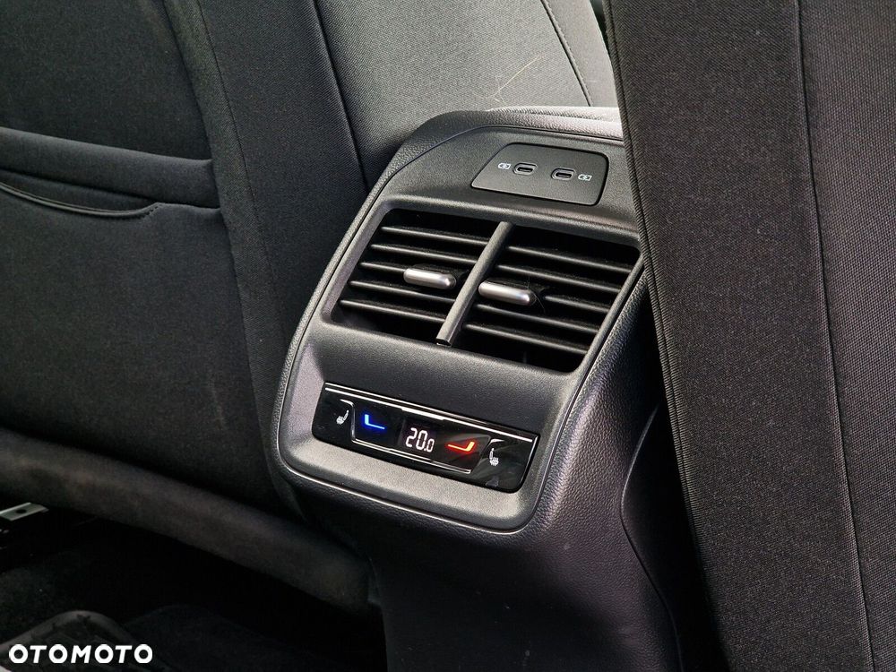 Skoda Superb 1.5 TSI mHEV Selection DSG - 18