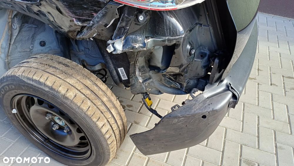 Peugeot 2008 PureTech 110 Stop&Start Allure - 6