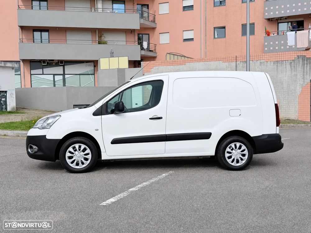 Citroën BERLINGO 1.6 HDI 90 CV - LONGA - 3 LUGARES - 5