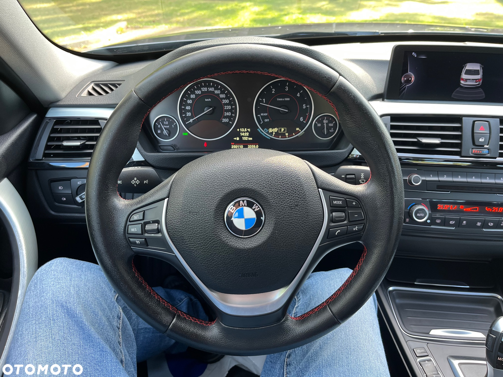 BMW Seria 3 318d Touring Sport Line - 29