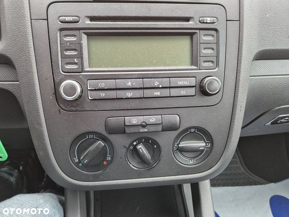 Volkswagen Golf - 11