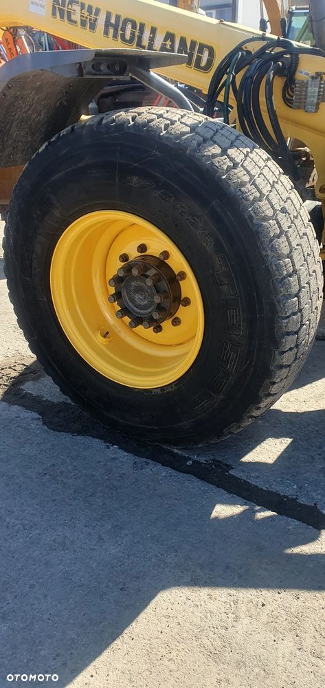 New Holland F156.7A - 21