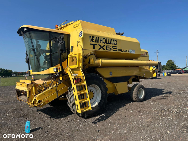 New Holland TX68 plus