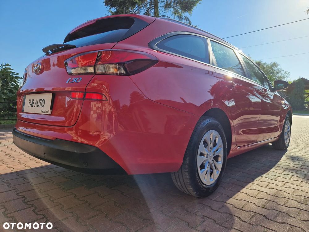 Hyundai i30 1.5 DPI Classic + - 8
