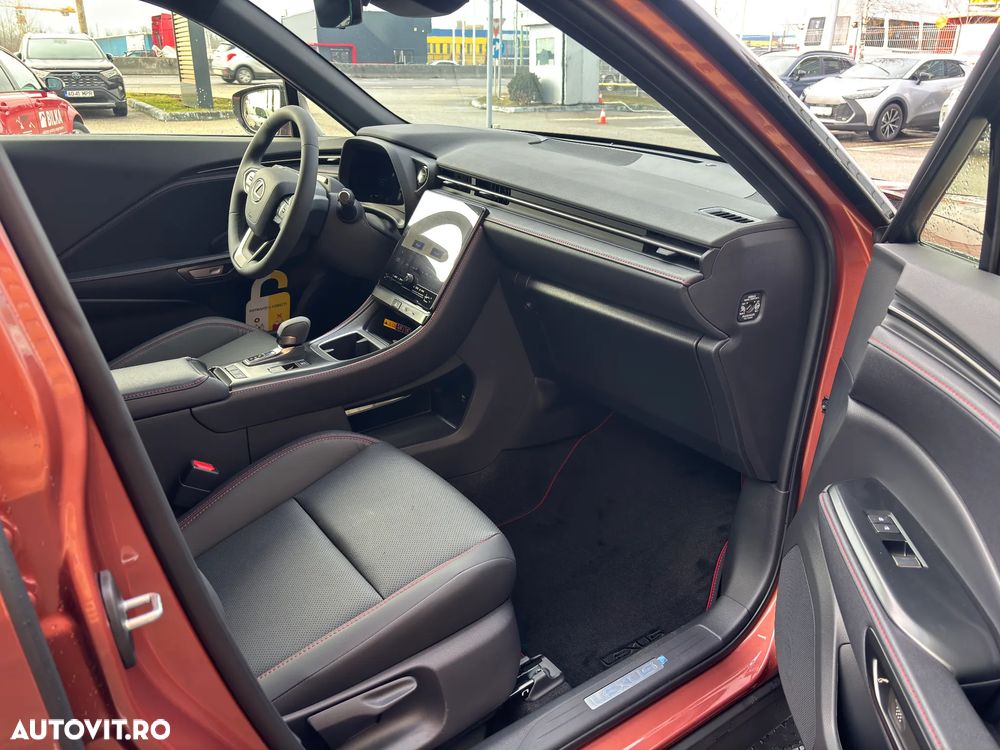 Lexus LBX 1.5 HEV 4x2 CVT Emotion - 11