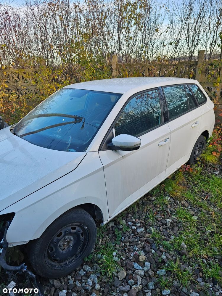 Skoda Fabia 1.0 Ambition - 2