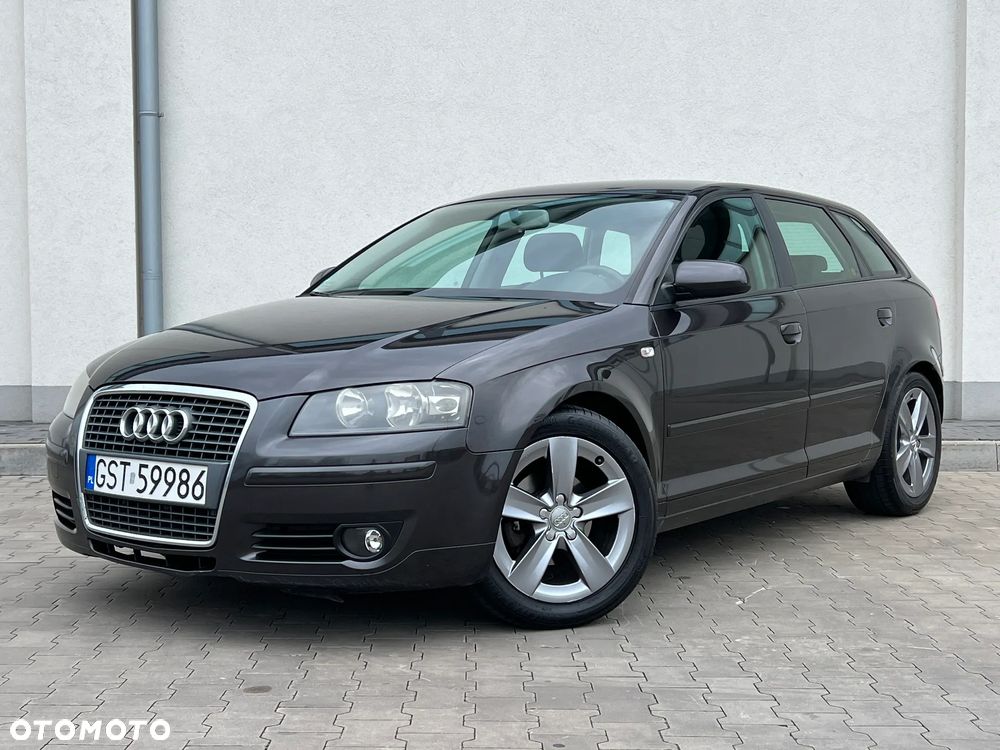 Audi A3 Sportback 1.6 FSI Ambition - 1