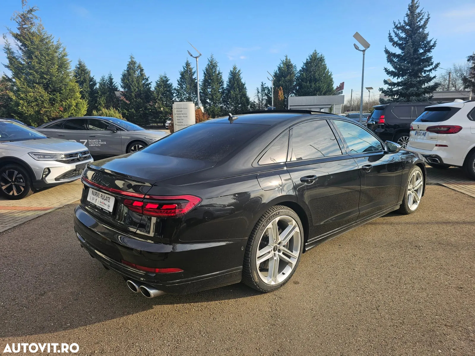 Audi S8 - 8