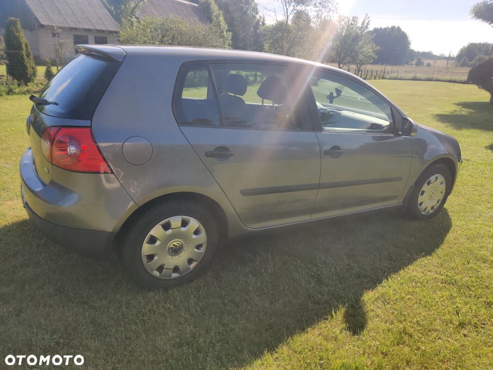 Volkswagen Golf 1.6 Comfortline - 7