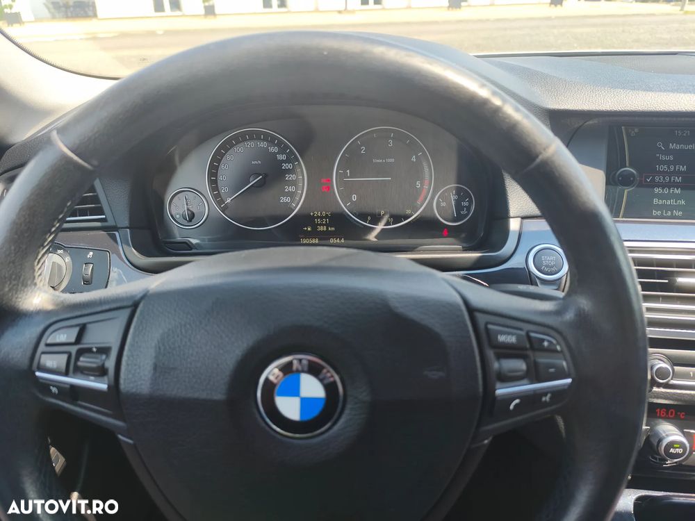 BMW Seria 5 520d Sport-Aut. - 10