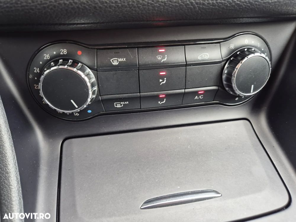 Mercedes-Benz CLA 220 d Aut. - 19