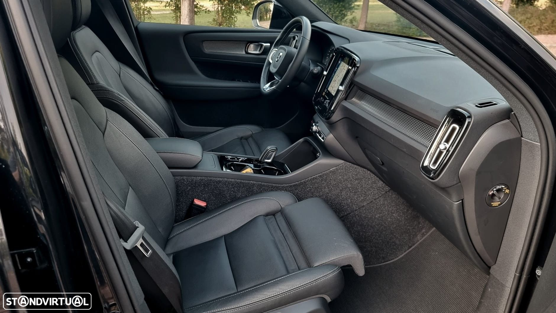 Volvo XC 40 1.5 T2 R-Design Geartronic - 13