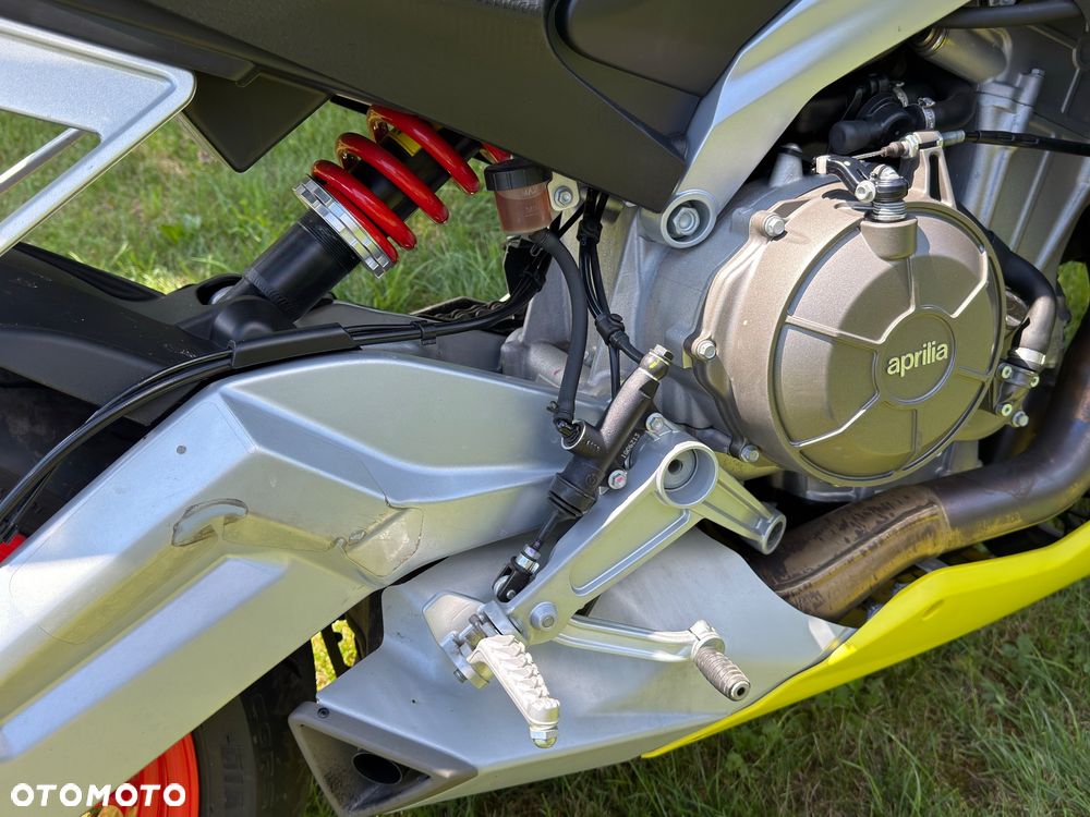 Aprilia RS - 9