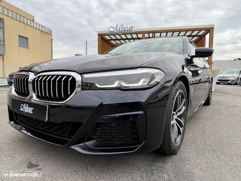 BMW 520 d Pack Desportivo M Auto - 44