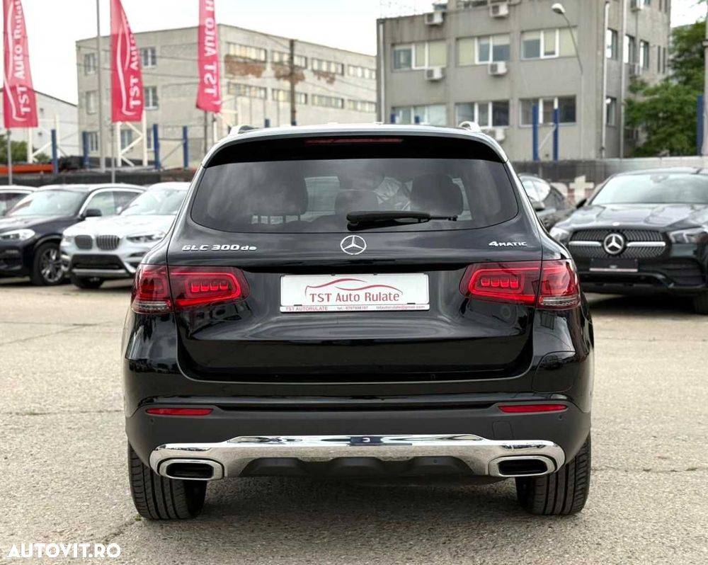 Mercedes-Benz GLC - 8