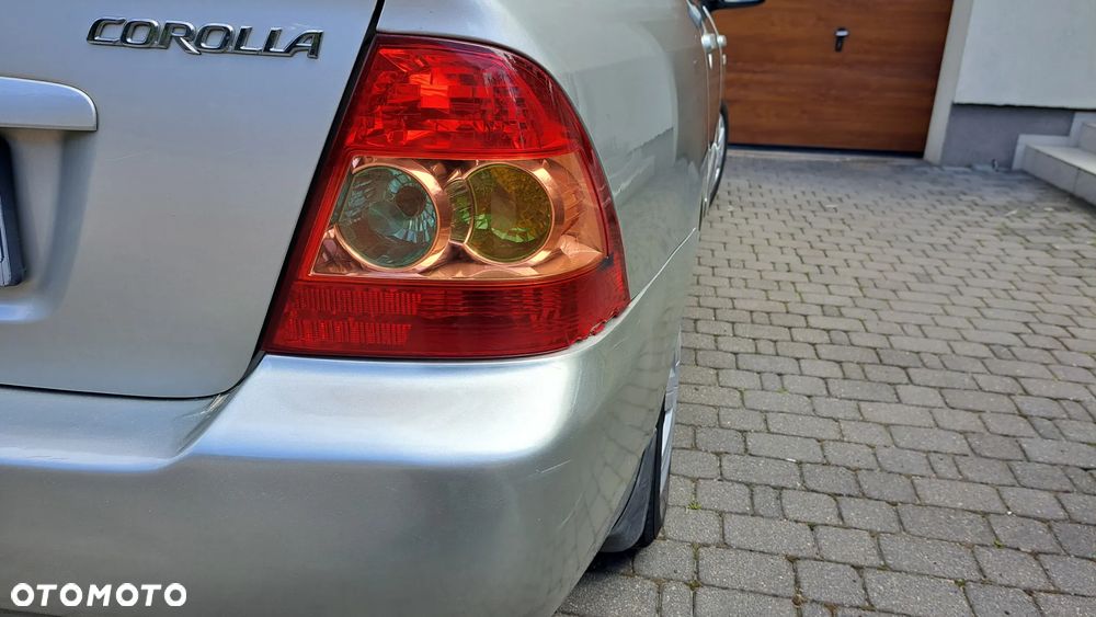 Toyota Corolla - 3