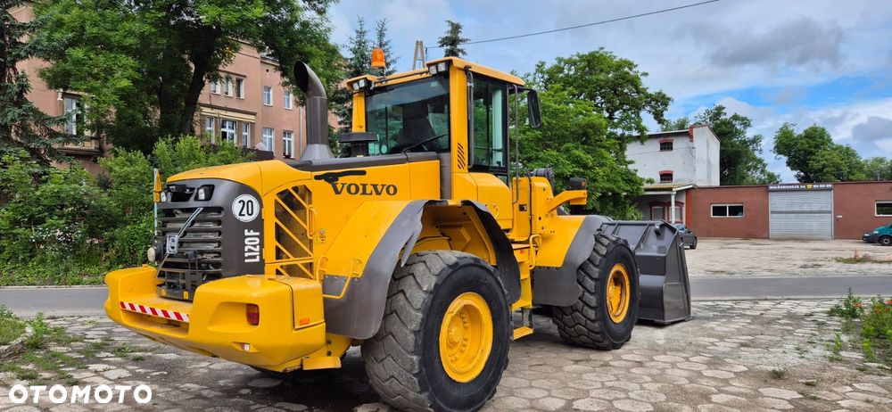 Volvo L 120 F - 5