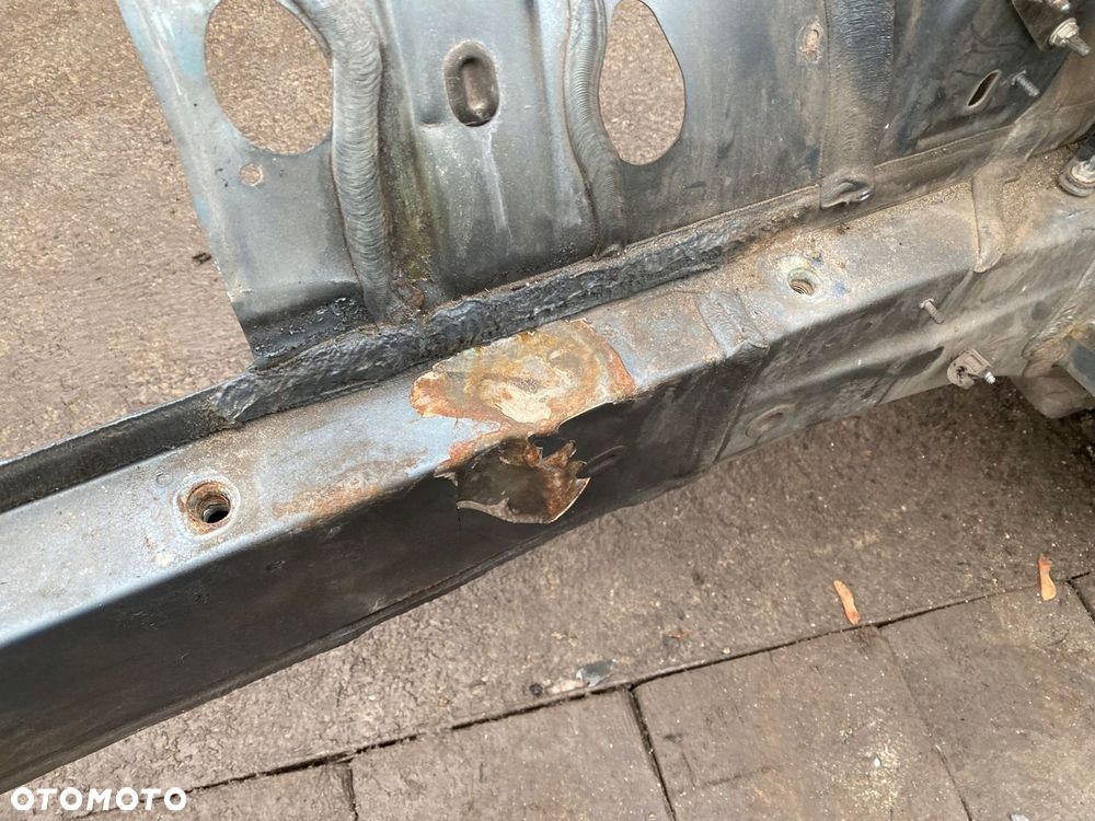 MERCEDES cla 117 cwiartka przodnia prawa dluga - 3