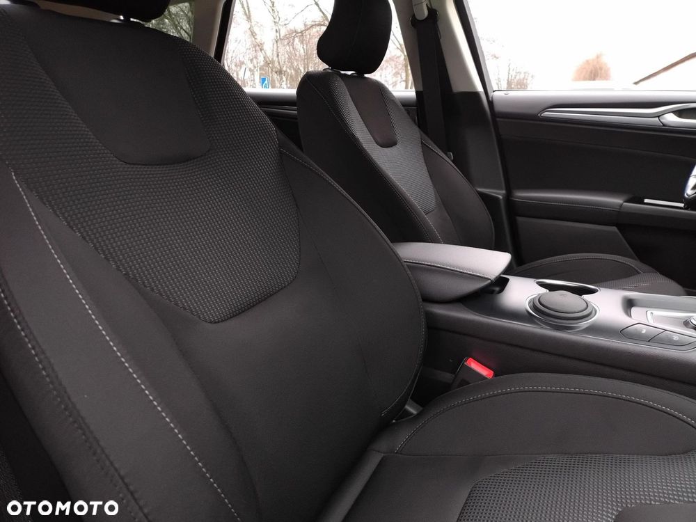 Ford Mondeo 2.0 EcoBlue Titanium - 25