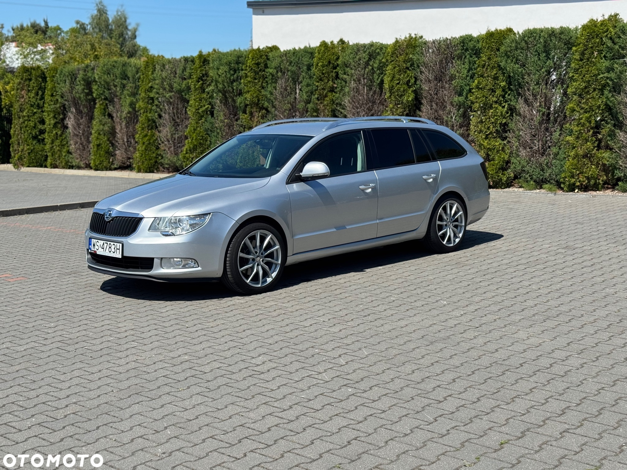 Skoda Superb 2.0 TDI DSG Comfort - 26