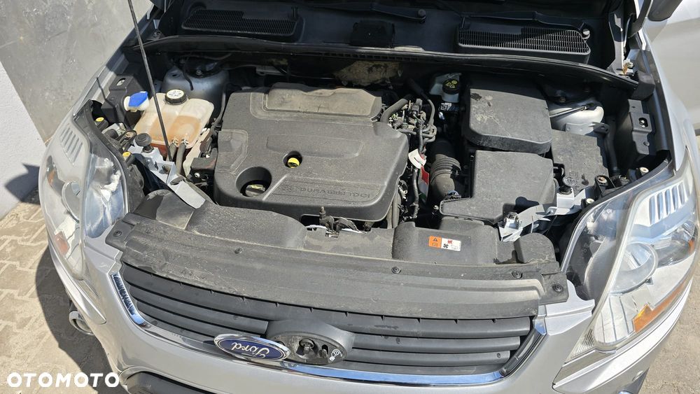 Ford Kuga 2.0 TDCi Titanium - 9
