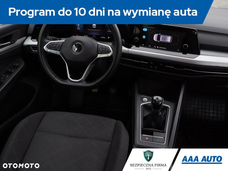 Volkswagen Golf - 8