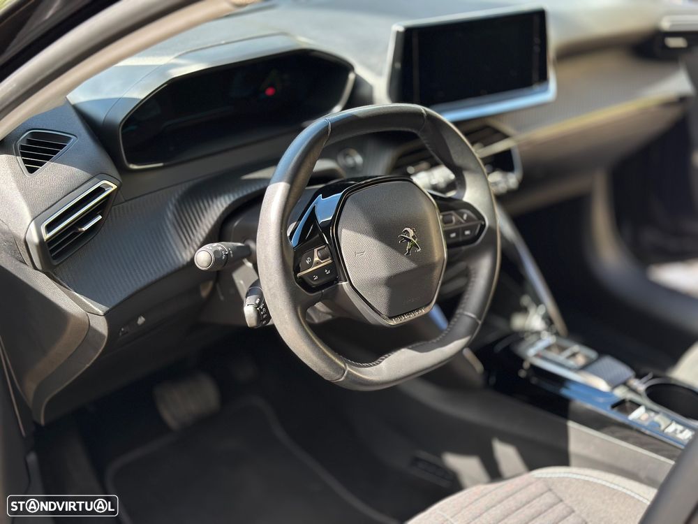 Peugeot e-208 - 7