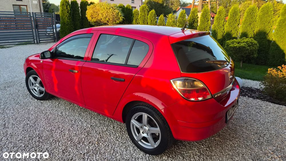 Opel Astra 1.6 Style - 12