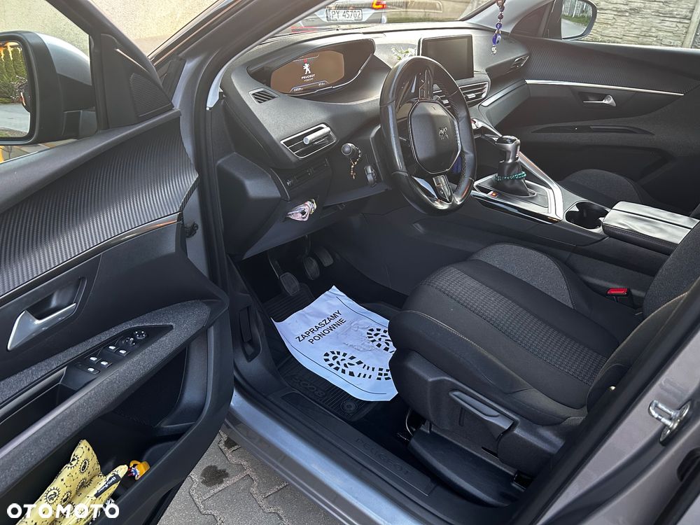 Peugeot 5008 1.5 BlueHDi Allure S&S - 10