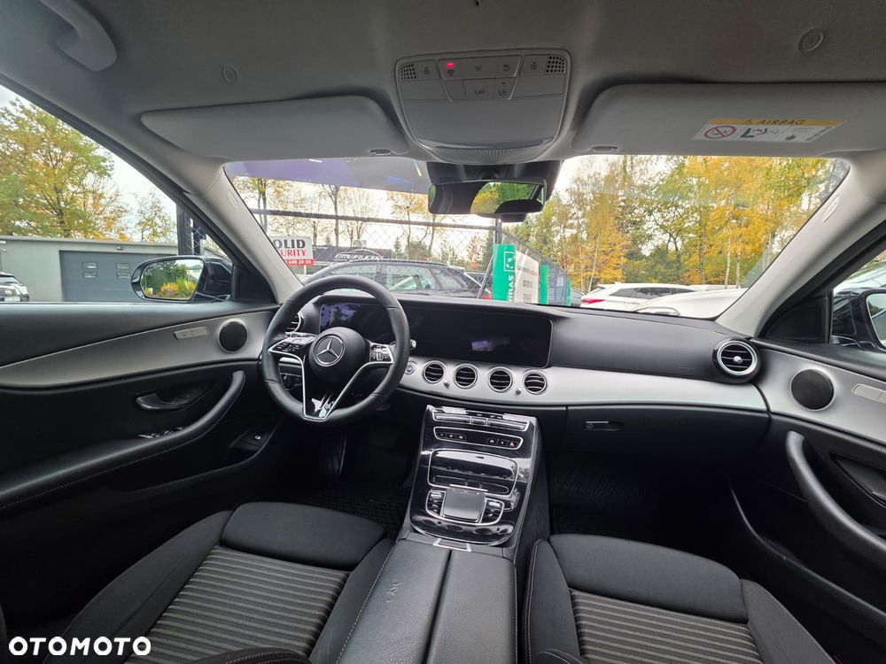 Mercedes-Benz Klasa E 220 d 9G-TRONIC Avantgarde - 18