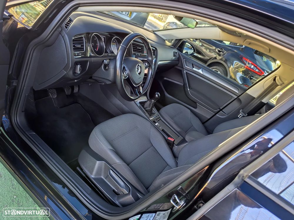 VW Golf Variant 1.6 TDi Confortline - 20