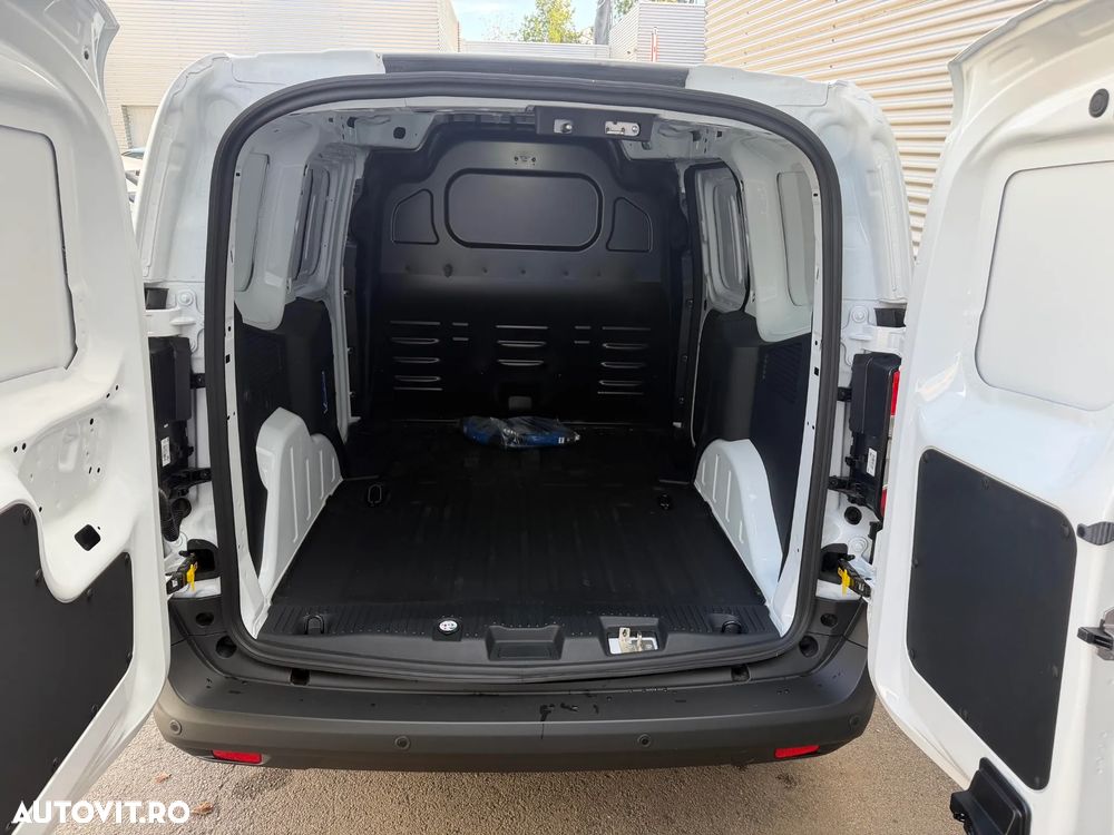 FORD Courier 2026 — imagine 14