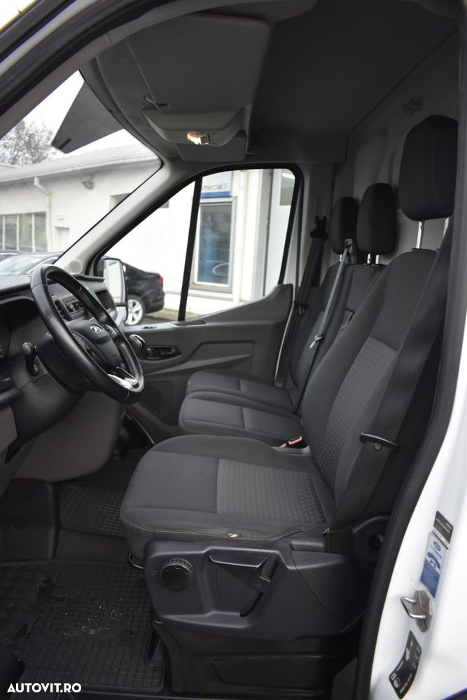 Ford Transit - 25