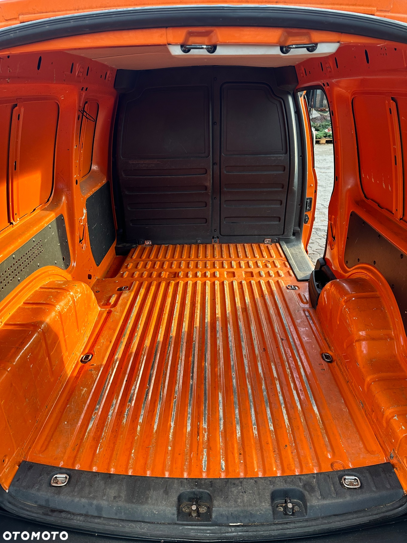 Volkswagen Caddy - 14