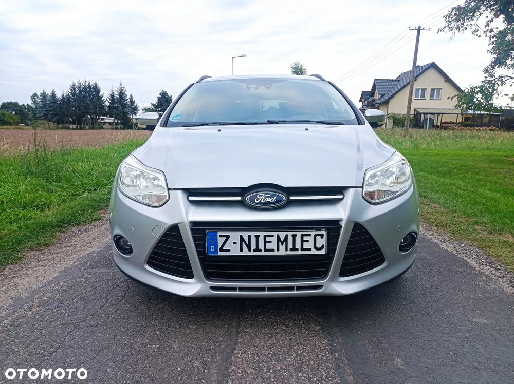 Ford Focus 1.6 TDCi DPF SYNC Edition - 29
