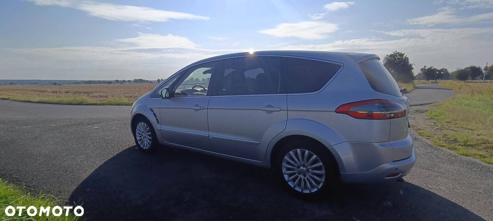 Ford S-Max - 8