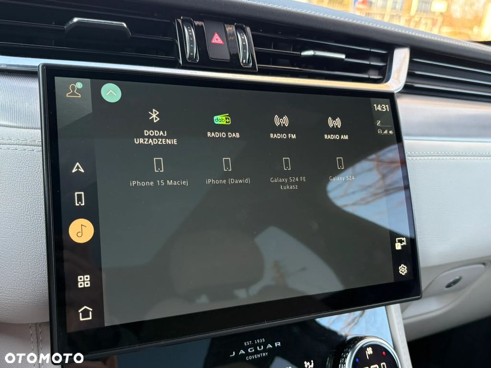 Jaguar F-Pace 2.0 P400e PHEV AWD R-Dynamic SE - 22