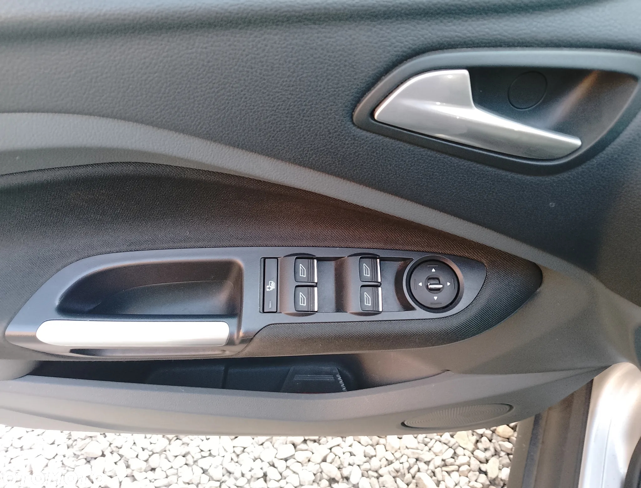 Ford Grand C-MAX 1.6 EcoBoost Start-Stop-System Champions Edition - 30