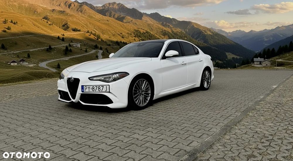 Alfa Romeo Giulia 2.0 Turbo 16V AT8 Veloce - 1