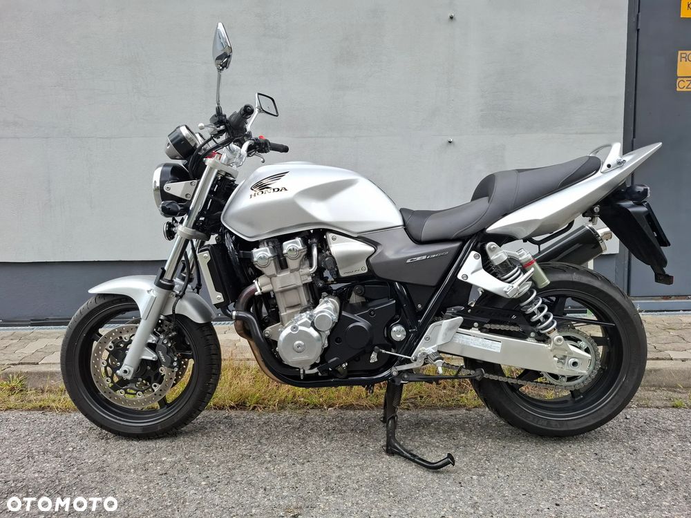 Honda CB - 4