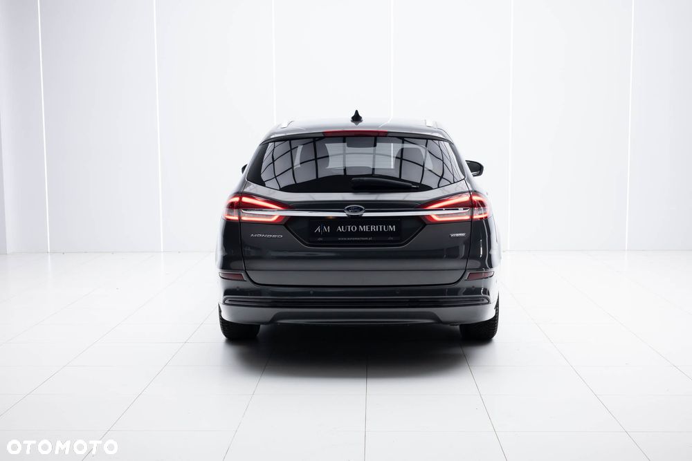 Ford Mondeo 2.0 Hybrid Titanium - 13