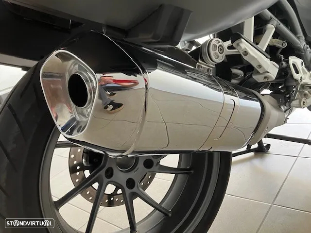 BMW R 1200 R LC - 31