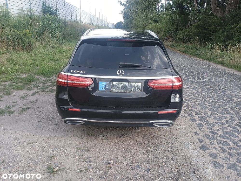 Mercedes-Benz Klasa E 220 d T 9G-TRONIC Avantgarde - 7