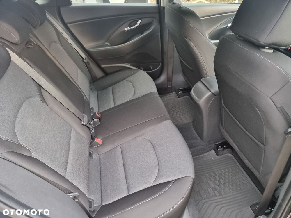 Hyundai i30 1.5 DPI Smart - 22