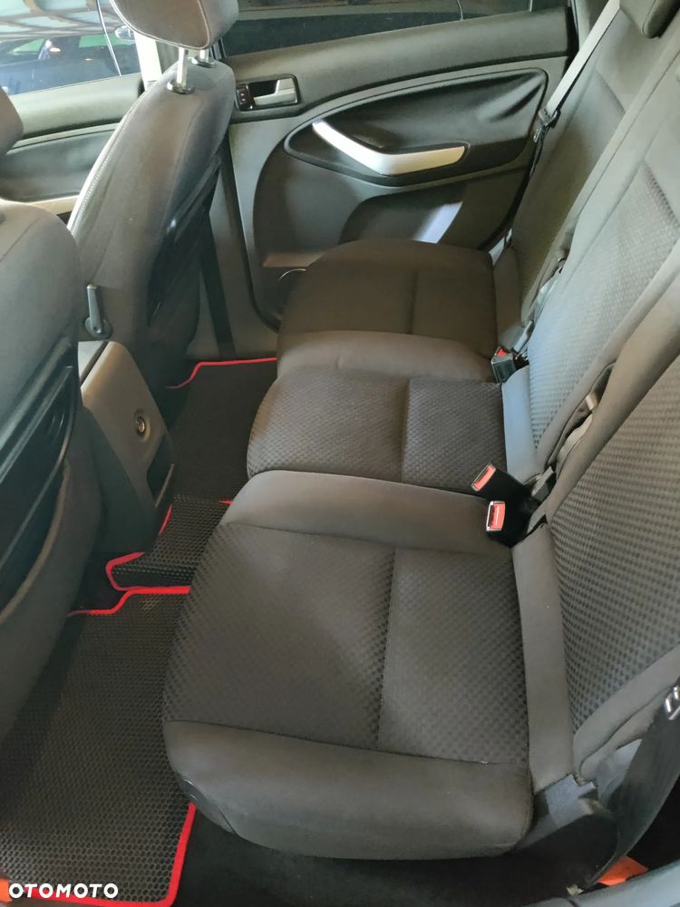 Ford C-MAX 1.8 TDCi Titanium - 16