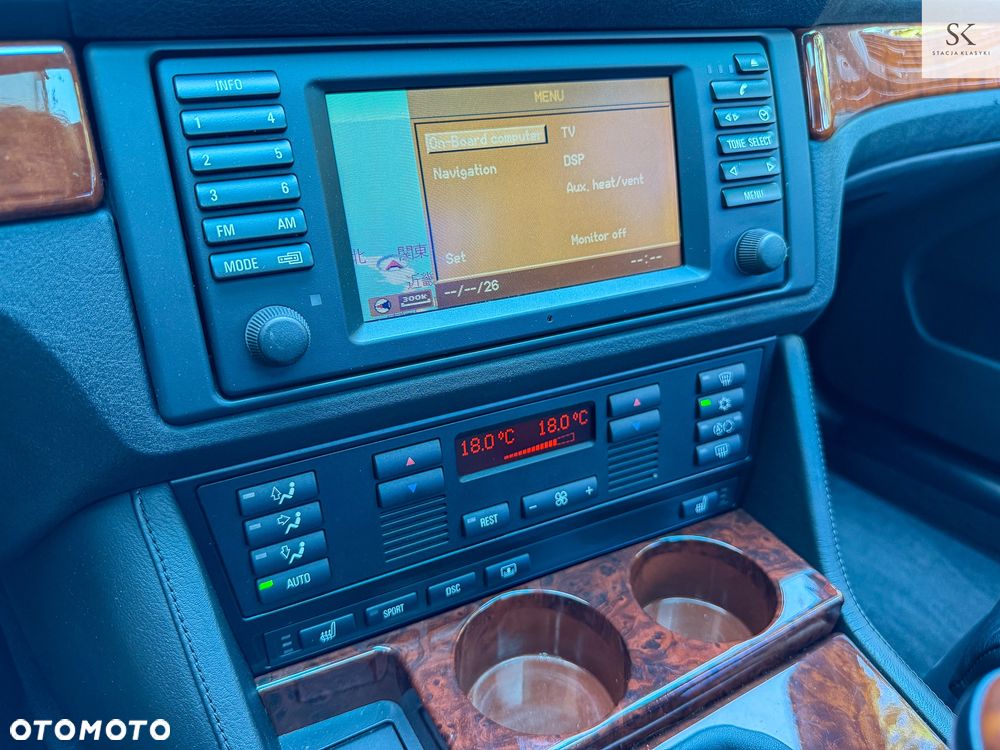 BMW M5 Standard - 28