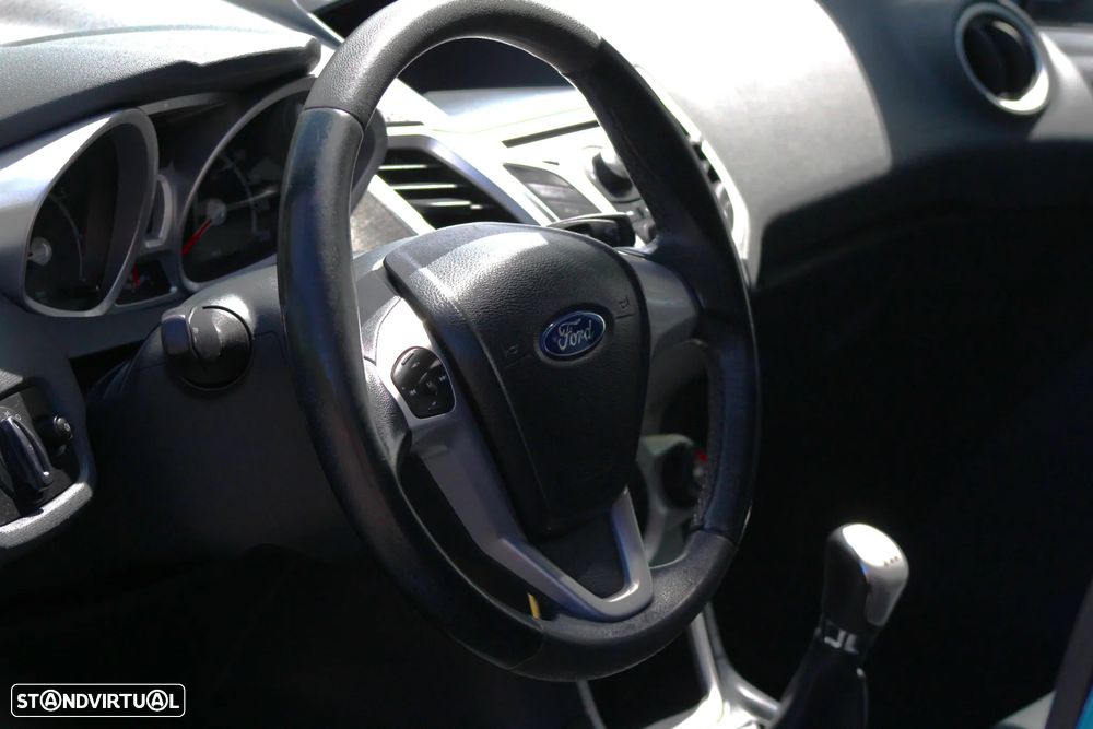 Ford Fiesta 1.25 Titanium 124g - 21
