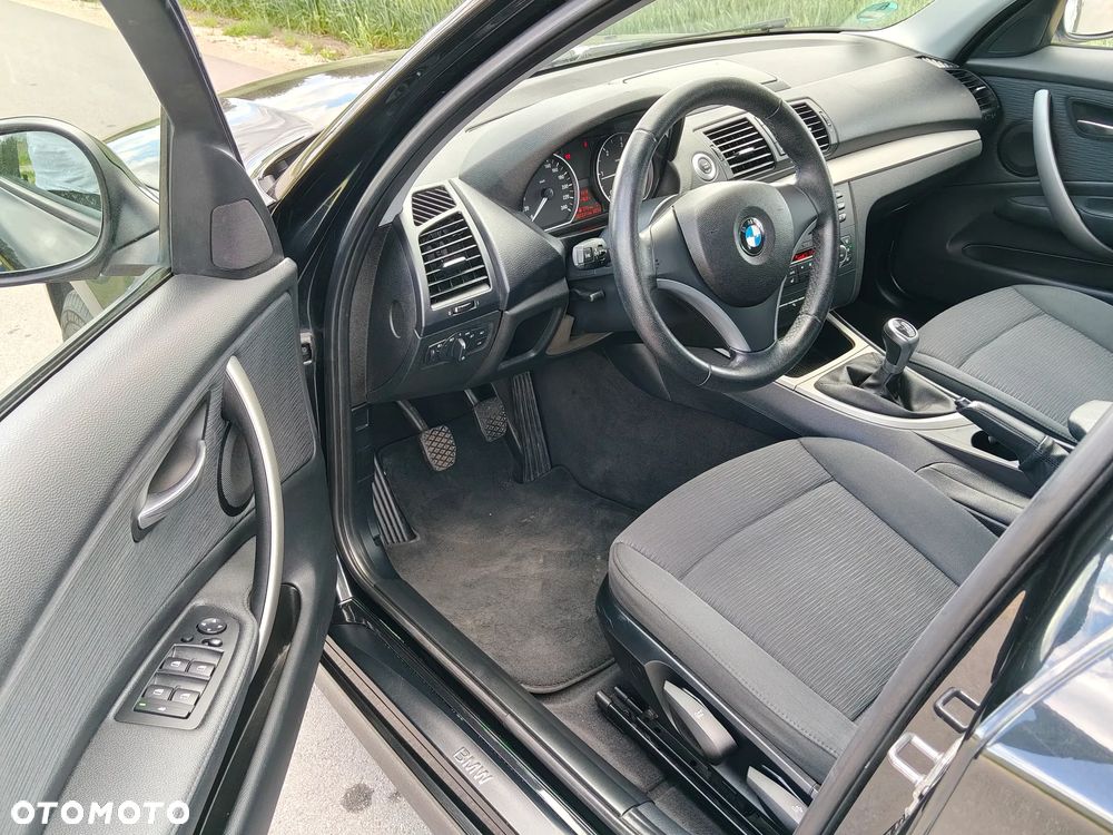 BMW Seria 1 118d - 10